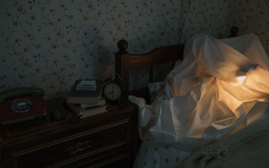 Écrans le soir : ce que dit vraiment la science